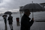 Meteoroloji 13 şehirde alarm verdi, Prof. Dr. Orhan Şen'den flaş açıklama! İstanbul'u bu sözlerle uyardı