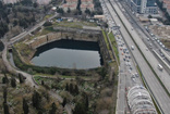 Kadıköy'de su dolan inşaat sahasını "Google Maps" göl olarak gösteriyor