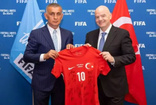 Türk futbolunun patronundan FIFA ile özel görüşme