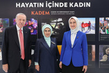 Cumhurbaşkanı Erdoğan ve eşi Emine Erdoğan New York'ta KADEM'in fotoğraf sergisini gezdi