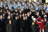 Cumhurbaşkanı Erdoğan'ın başkanlığındaki devlet erkanı Anıtkabir'de