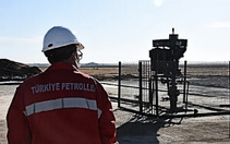 Türkiye olmaz denileni yaptı; Kardeş ülke doğal gaz kaynıyor