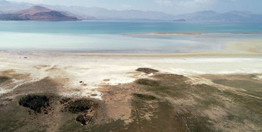 Van Gölü'ndeki görüntü ürküttü! Küresel ısınmayla göl 200 metre çekildi