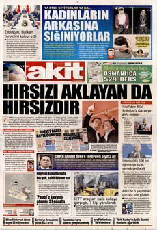 Yeni̇ aki̇t