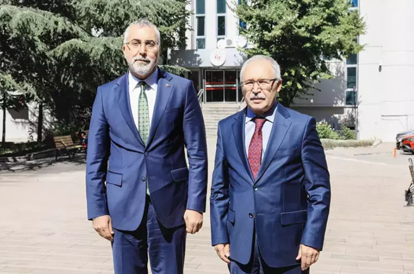 Emekliye ek zam müjdesi! Çalışma haftaya başlıyor! Çalışma Bakanı Vedat Işıkhan açıkladı - Resim: 1