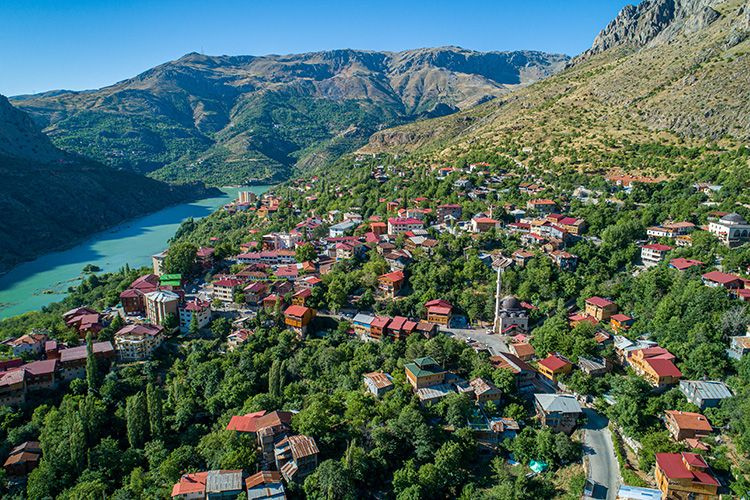 Türkiye'nin en az nüfuslu ilçeleri: Kalabalık sevmeyen buralara taşınıyor - Resim: 4