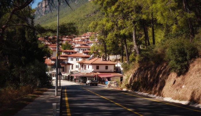 Türkiye'nin en az nüfuslu ilçeleri: Kalabalık sevmeyen buralara taşınıyor - Resim: 1